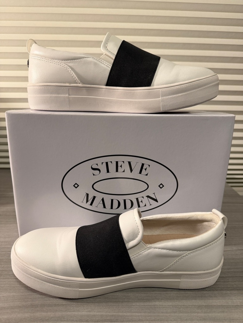 Steve Madden White Slip-On Sneakers with Black Elastic Band